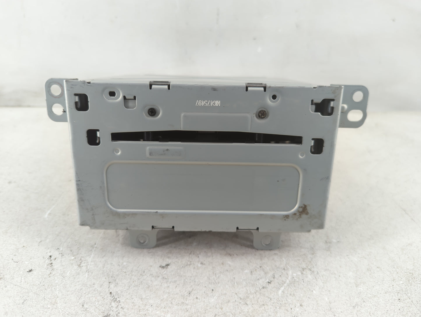 2011-2012 Chevrolet Cruze Radio AM FM Cd Player Receiver Replacement P/N:22870782 Fits Fits 2010 2011 2012 OEM Used Auto Par