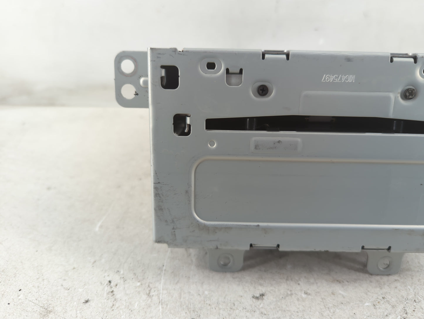 2011-2012 Chevrolet Cruze Radio AM FM Cd Player Receiver Replacement P/N:22870782 Fits Fits 2010 2011 2012 OEM Used Auto Par