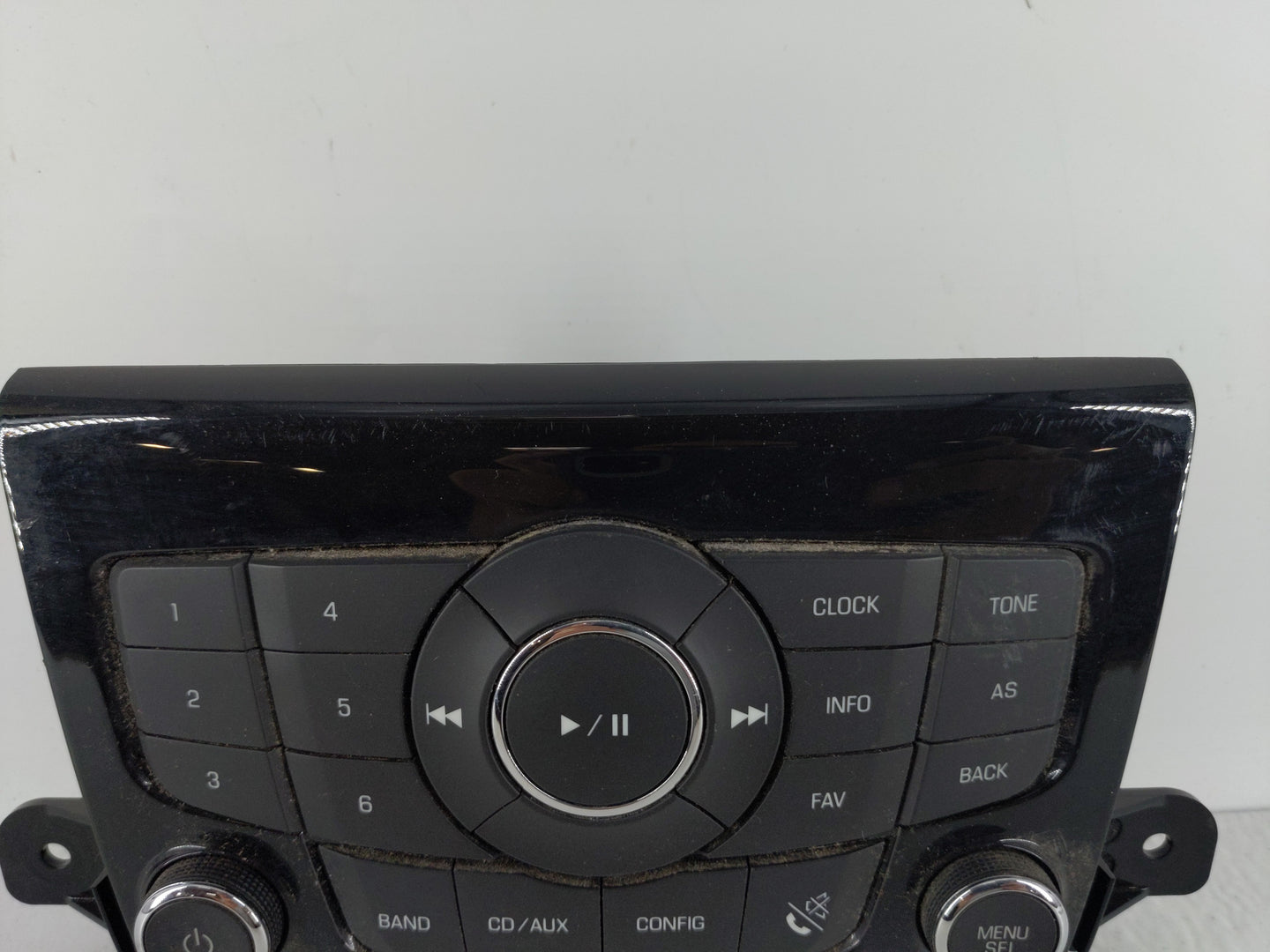 2012 Chevrolet Cruze Radio AM FM Cd Player Receiver Replacement P/N:95914367 Fits OEM Used Auto Parts - Oemusedautoparts1.co