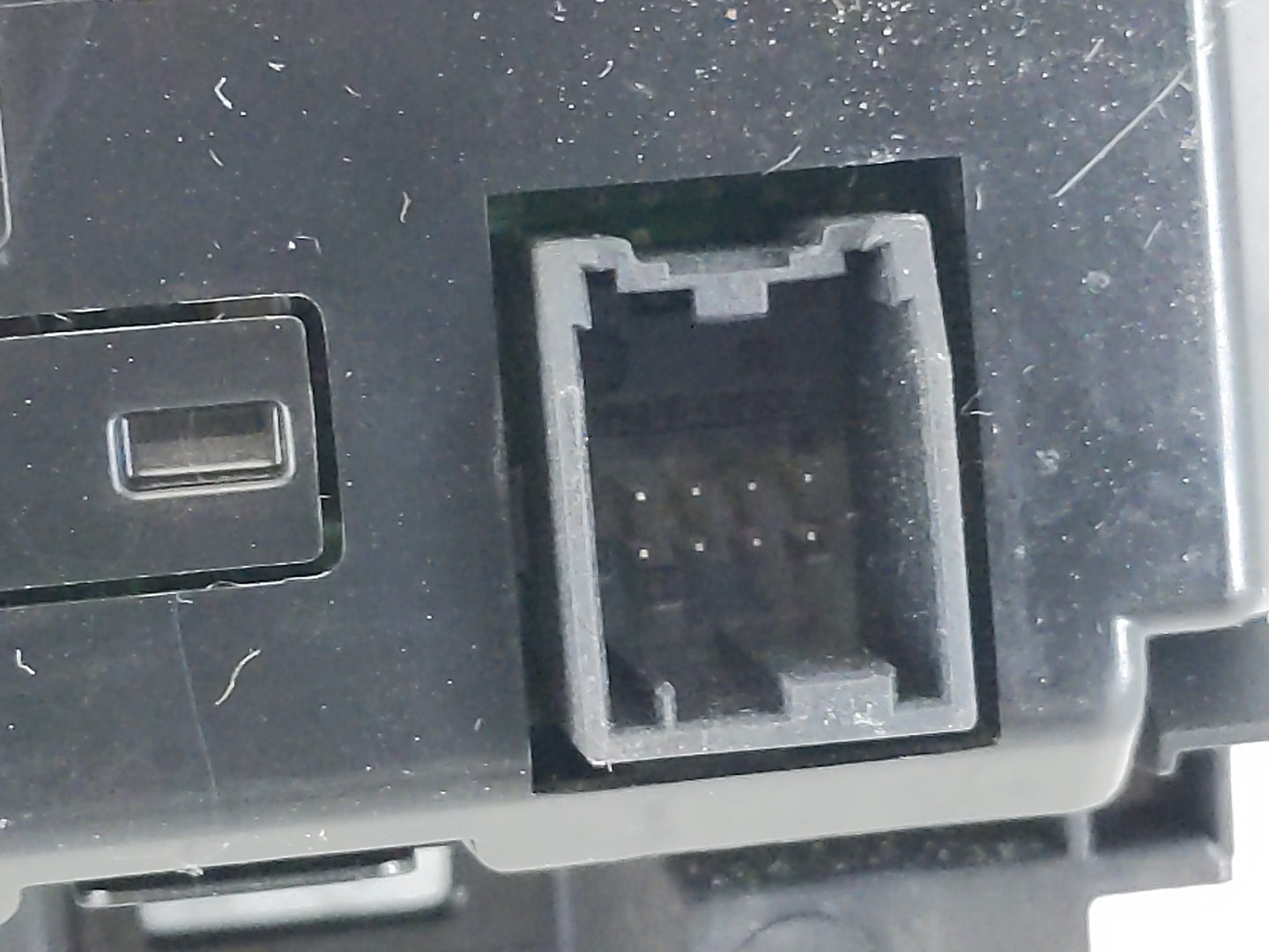 2011-2016 Chevrolet Cruze Information Display Screen - Oemusedautoparts1.com