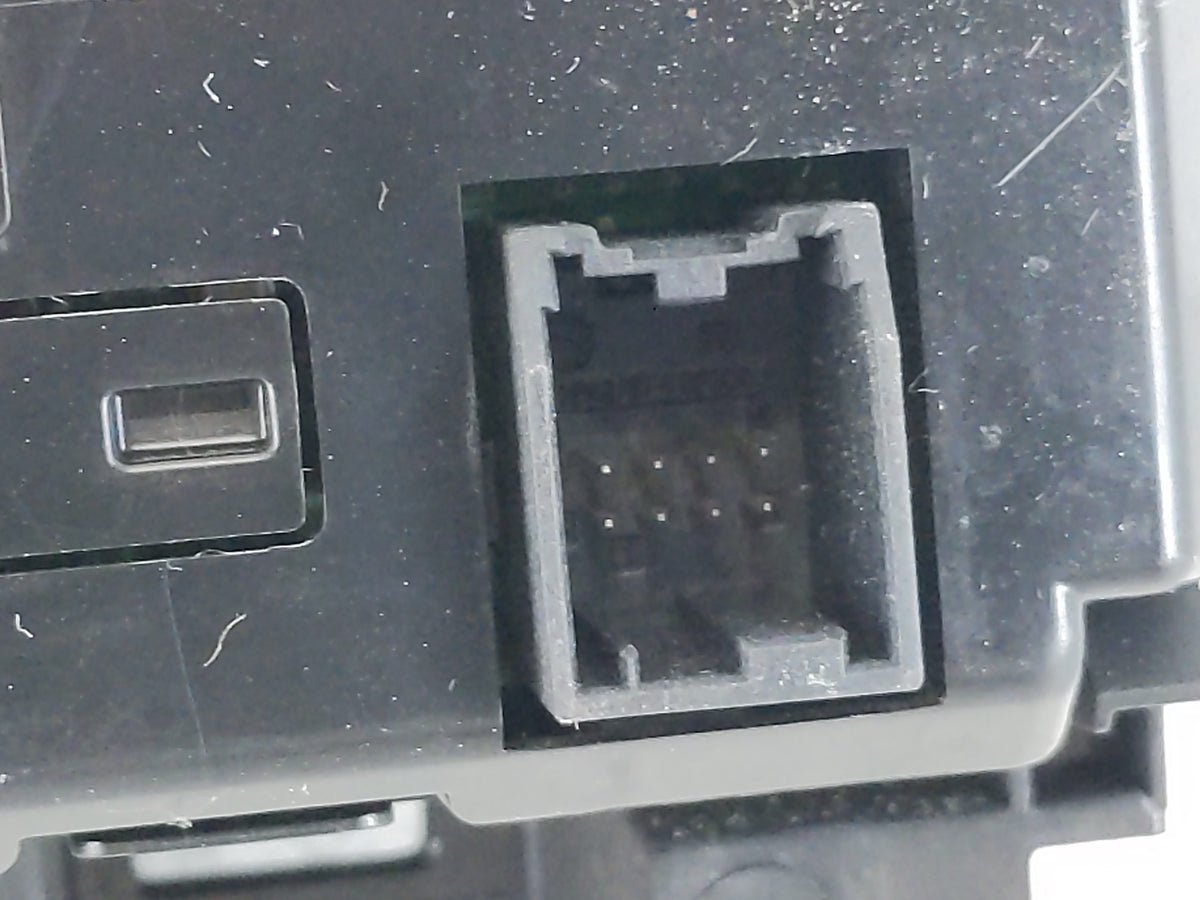 2011-2016 Chevrolet Cruze Information Radio Display Screen 1126293 - Oemusedautoparts1.com