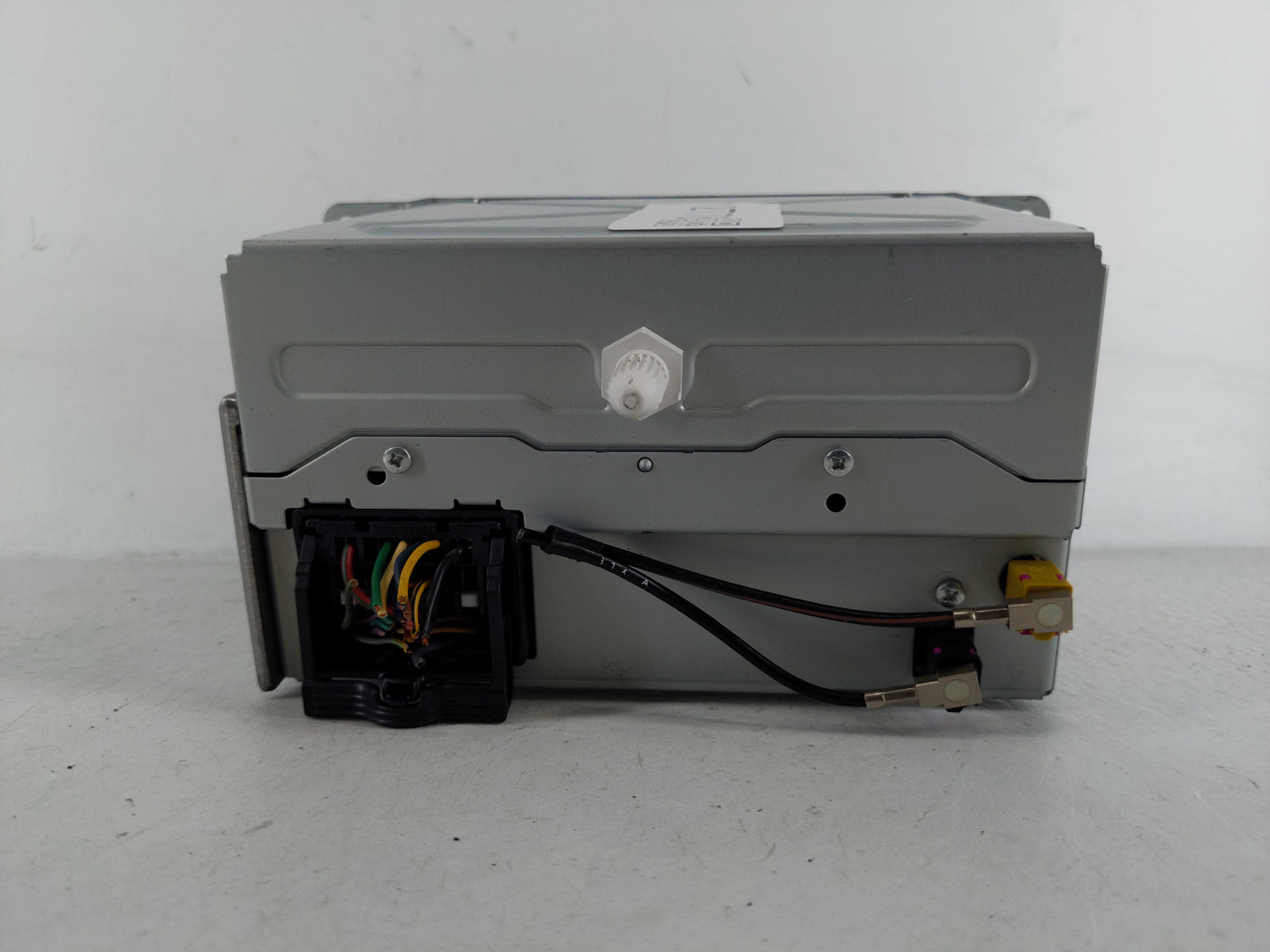 2011-2012 Chevrolet Cruze Radio AM FM Cd Player Receiver Replacement P/N:22815634 Fits Fits 2010 2011 2012 OEM Used Auto Par
