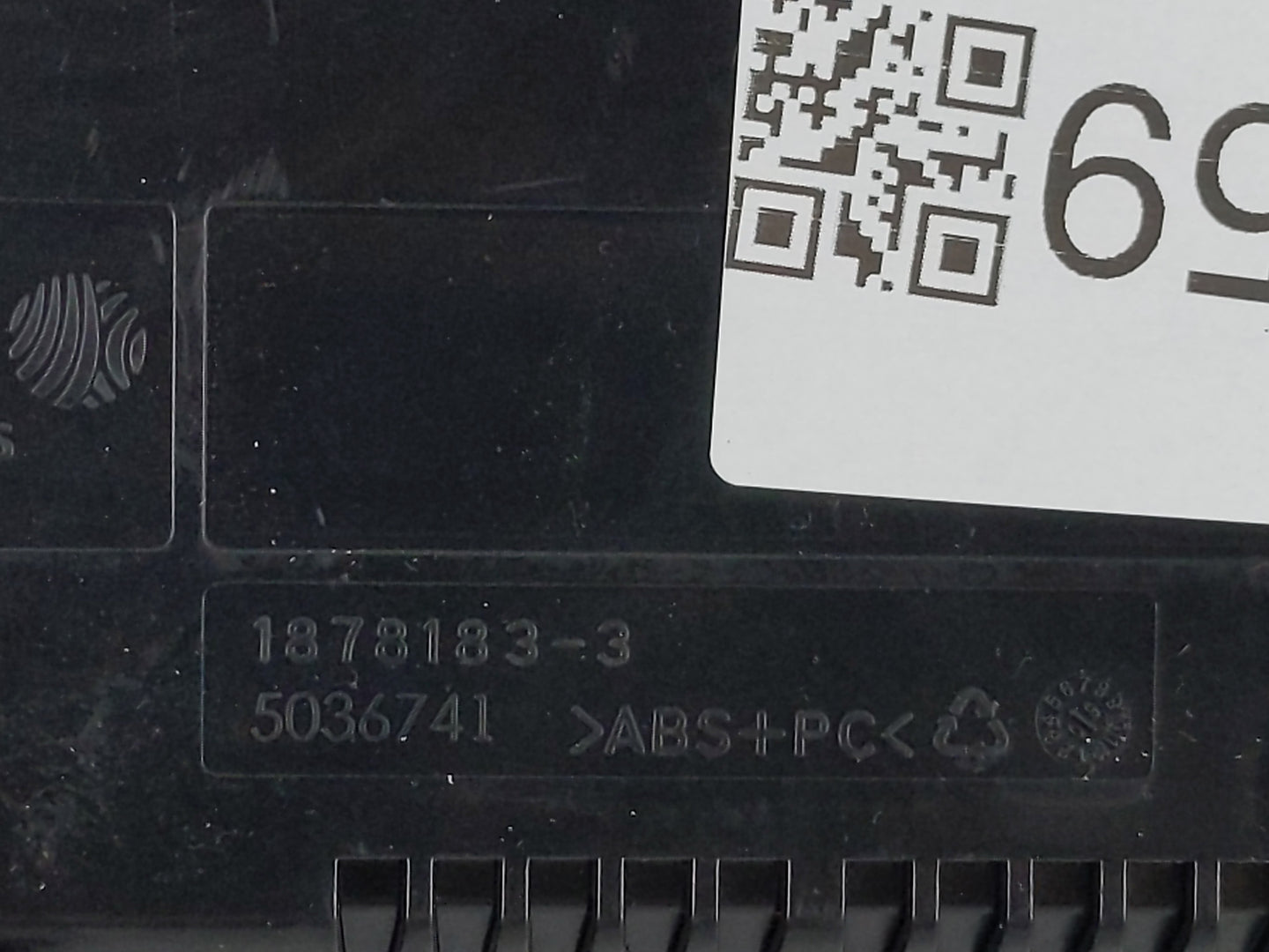 2012-2016 Chevrolet Cruze Information Display Screen - Oemusedautoparts1.com