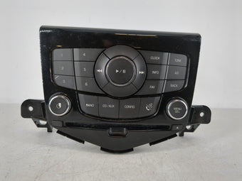 compare product 2012-2016 Chevrolet Cruze Radio AM FM Cd Player Receiver Replacement P/N:95914367 Fits Fits 2012 2013 2014 2015 2016 OEM Used Auto Parts