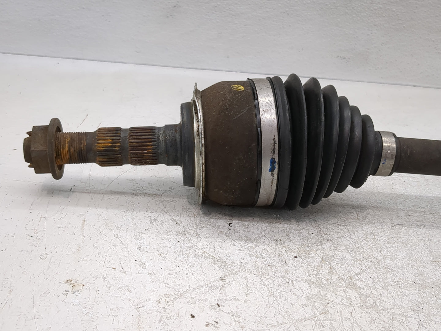 2011-2016 Chevrolet Cruze Axle Shaft Front Driver Cv C/v - Oemusedautoparts1.com