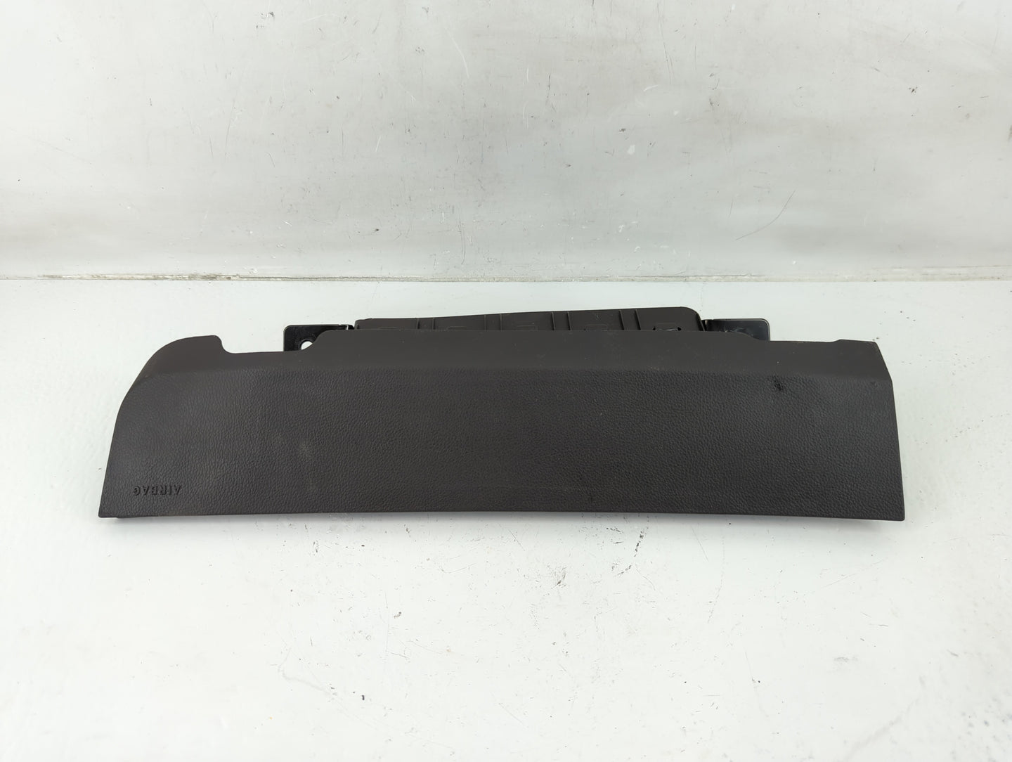 2011-2012 Chevrolet Cruze Air Bag Driver Left Knee OEM P/N:95483077 AB0-09C005, 9521 8712 Fits Fits 2011 2012 OEM Used Auto 
