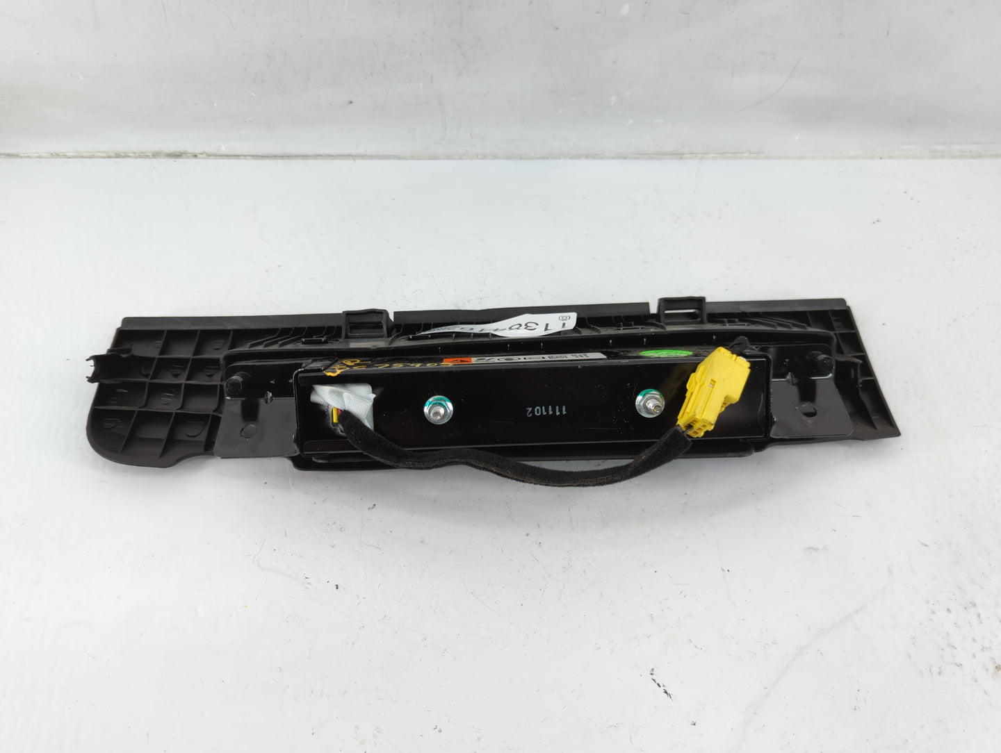 2011-2012 Chevrolet Cruze Air Bag Driver Left Knee OEM P/N:95483077 AB0-09C005, 9521 8712 Fits Fits 2011 2012 OEM Used Auto 