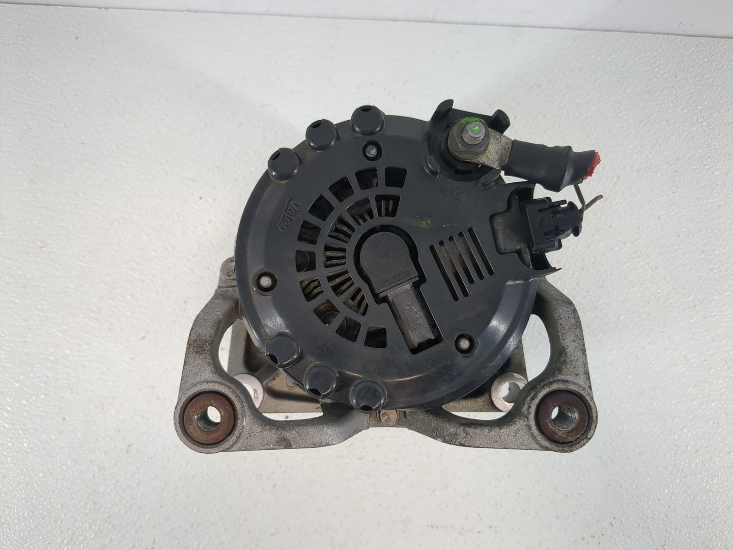 2011-2016 Chevrolet Cruze Alternator Replacement Generator Charging Assembly Engine OEM P/N:13577411 Fits OEM Used Auto Part