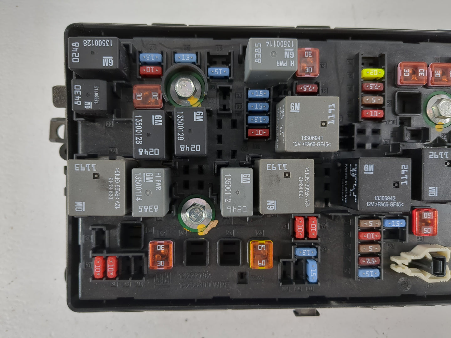 2011-2014 Chevrolet Cruze Fusebox Fuse Box Panel Relay Module P/N:95216200 Fits Fits 2011 2012 2013 2014 OEM Used Auto Parts
