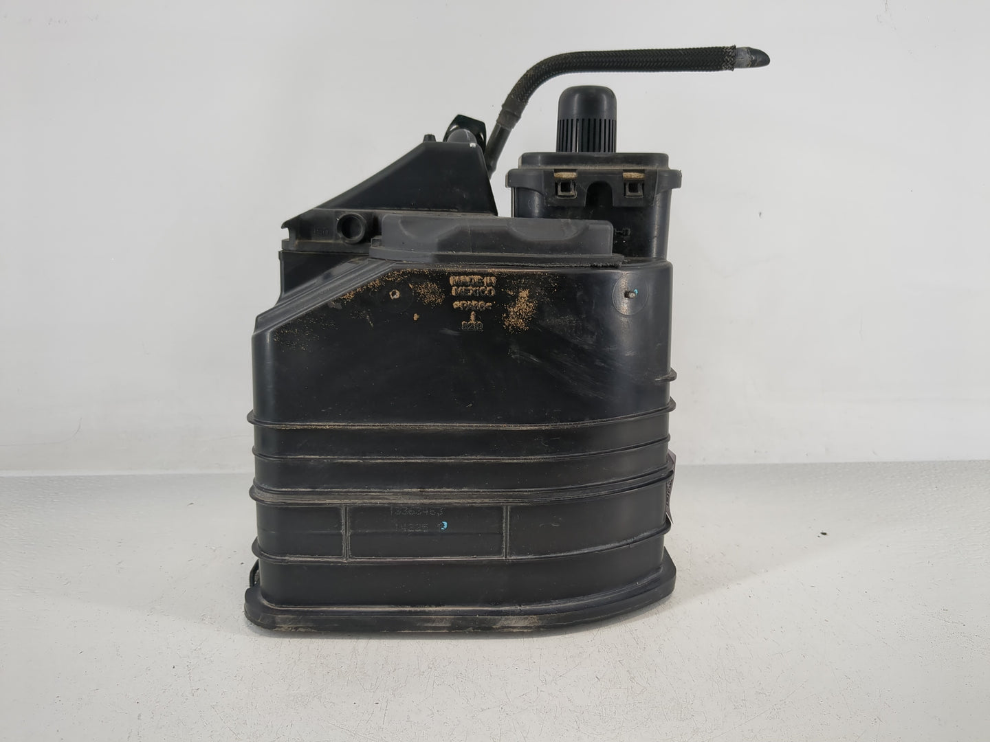 2012 Chevrolet Cruze Fuel Vapor Charcoal Canister - Oemusedautoparts1.com