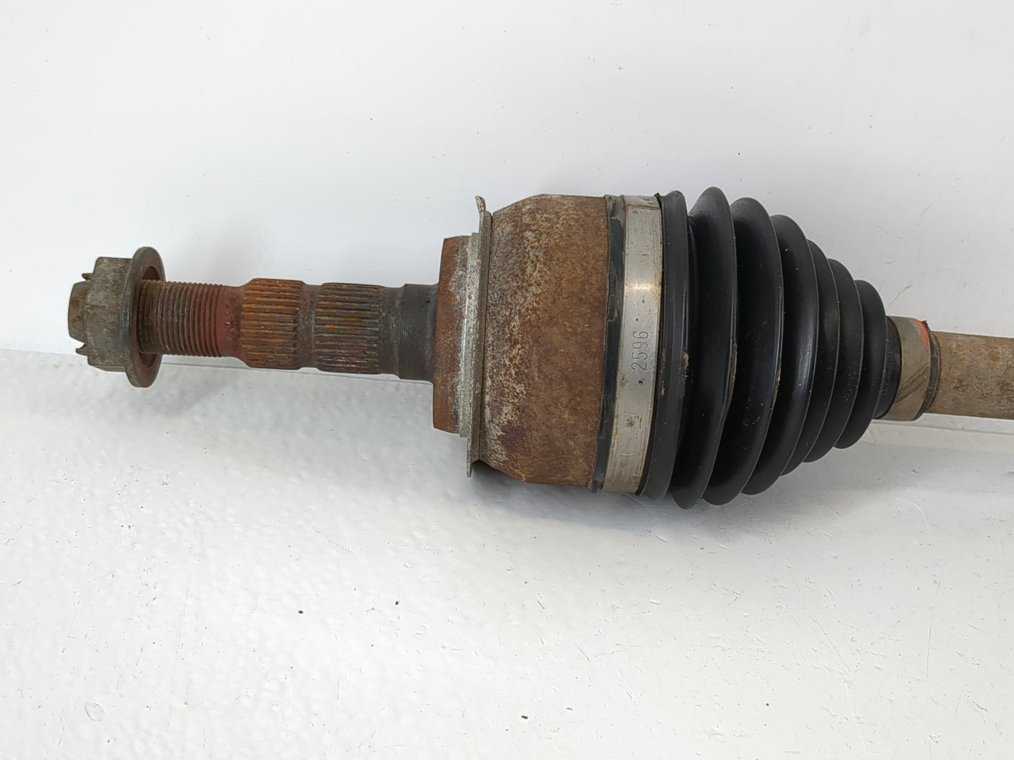 2011-2012 Chevrolet Cruze Axle Shaft Front Driver Cv C/v - Oemusedautoparts1.com
