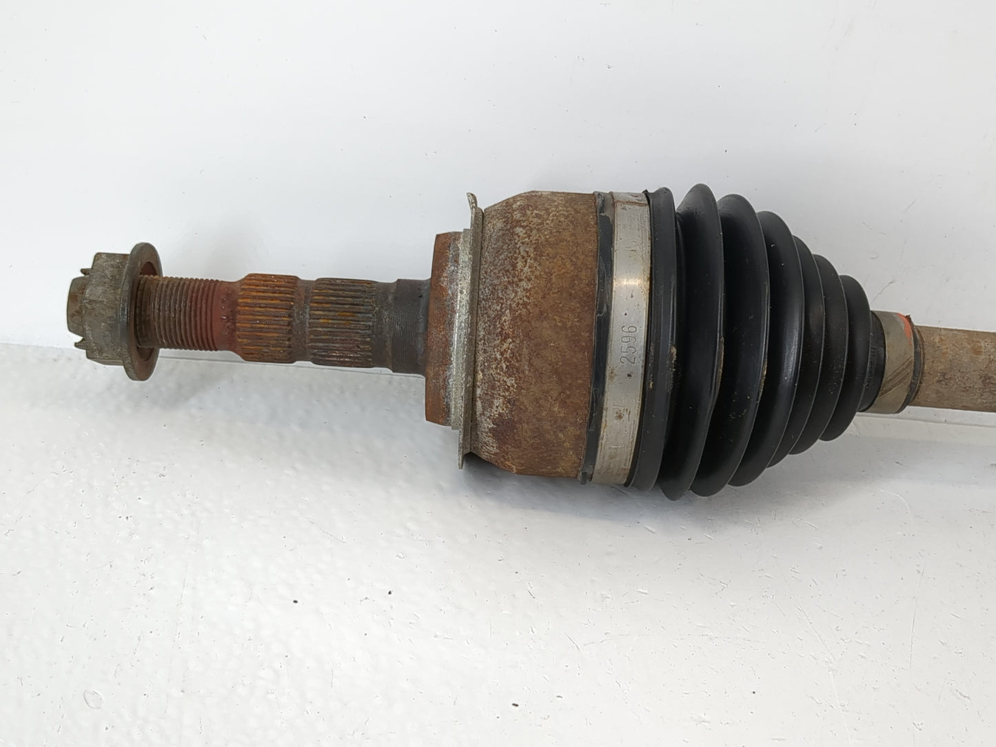 2011-2012 Chevrolet Cruze Axle Shaft Front Driver Cv C/v - Oemusedautoparts1.com