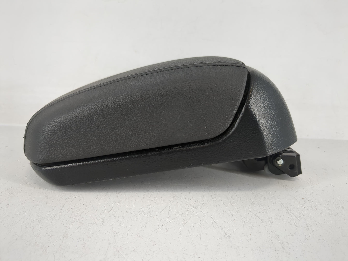 2011-2012 Chevrolet Cruze Center Console Armrest Cover Lid Fits Fits 2011 2012 OEM Used Auto Parts - Oemusedautoparts1.com