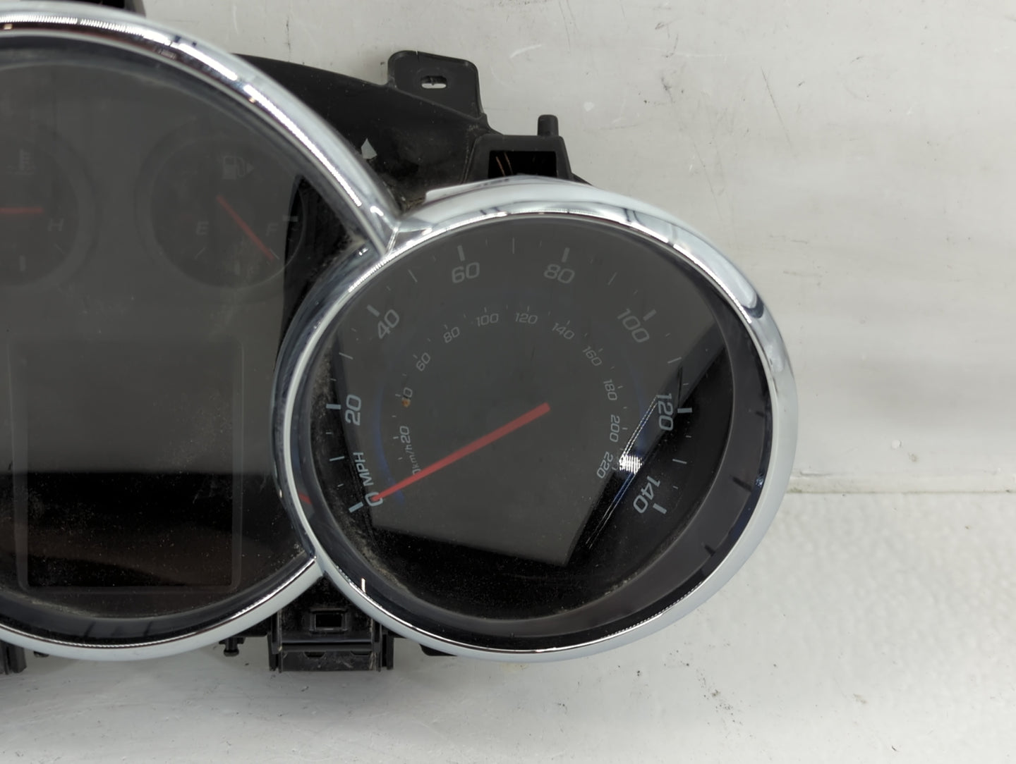 2012 Chevrolet Cruze Instrument Cluster Speedometer Gauges P/N:95940654 Fits OEM Used Auto Parts - Oemusedautoparts1.com
