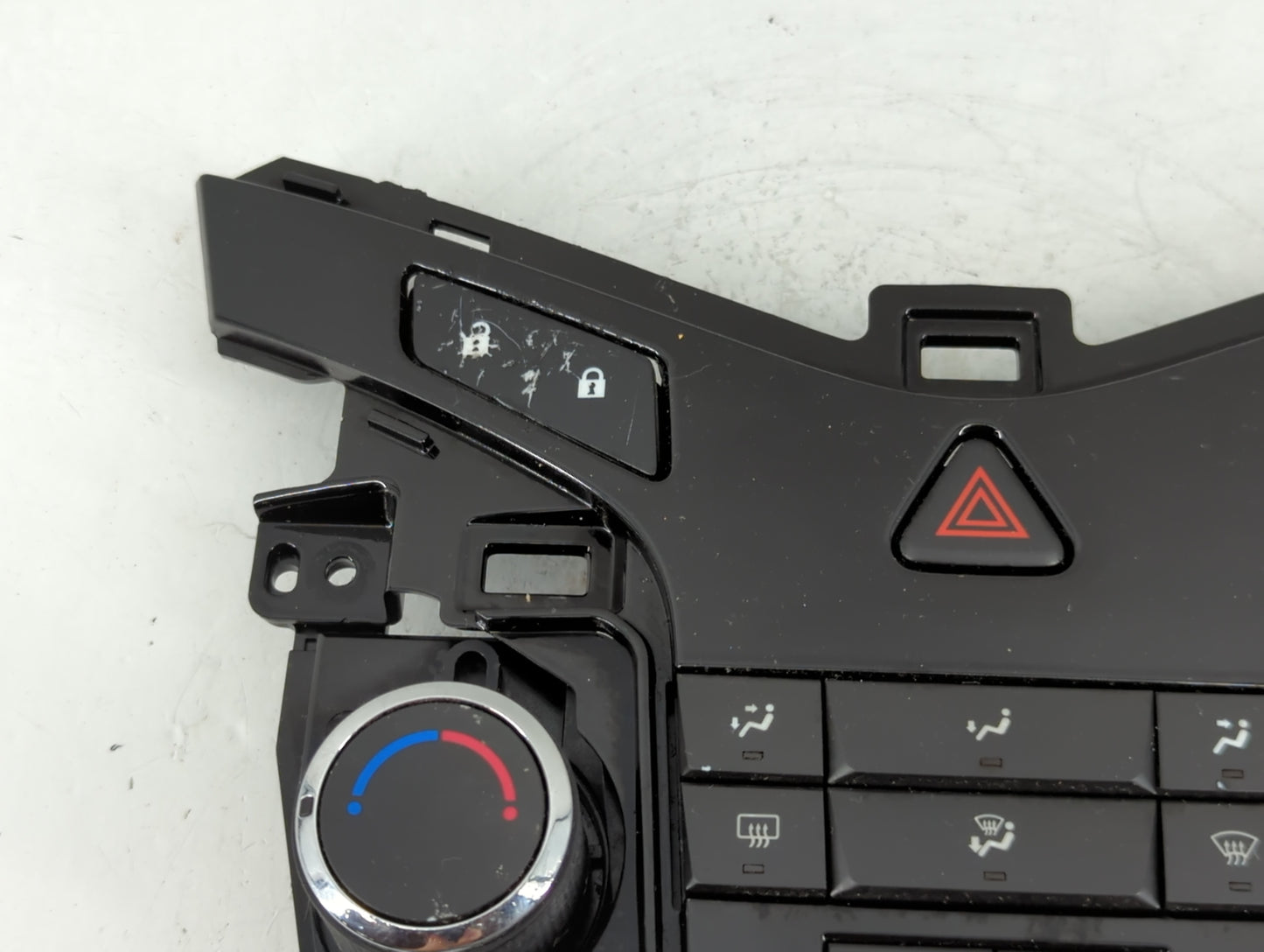 2011-2012 Chevrolet Cruze Climate Control Module Temperature AC/Heater Replacement P/N:95017054 Fits Fits 2011 2012 OEM Used