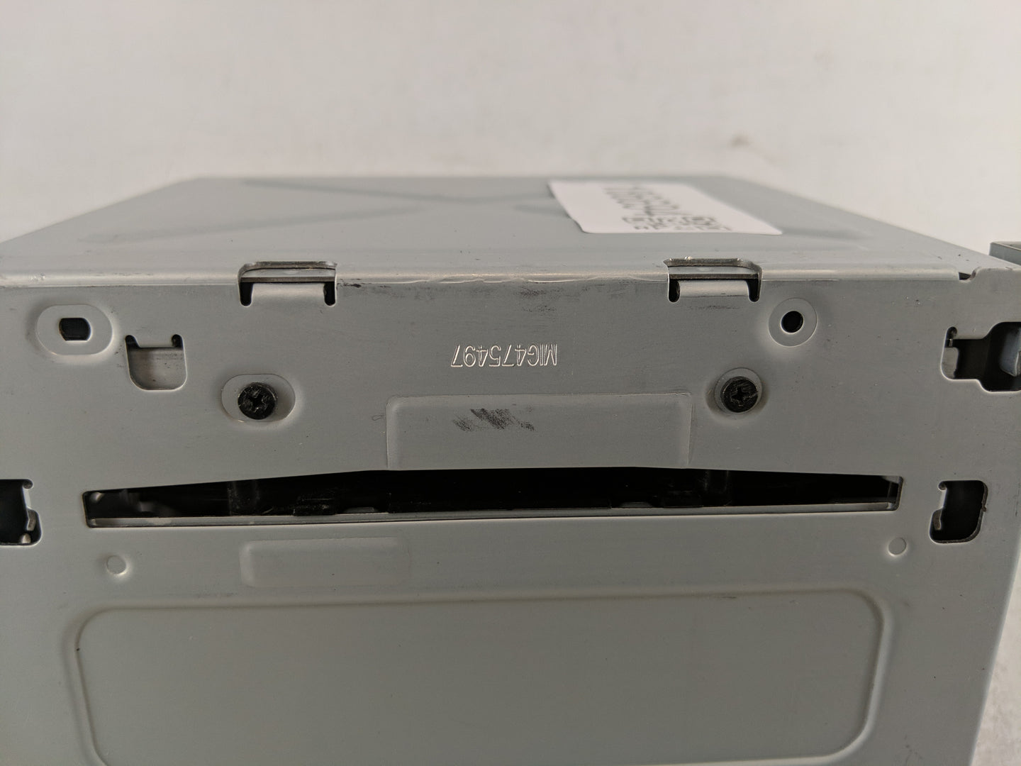 2011-2012 Chevrolet Cruze Radio AM FM Cd Player Receiver Replacement P/N:22870782 Fits Fits 2010 2011 2012 OEM Used Auto Par
