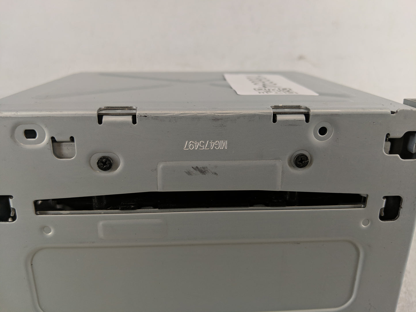 2011-2012 Chevrolet Cruze Radio AM FM Cd Player Receiver Replacement P/N:22870782 Fits Fits 2010 2011 2012 OEM Used Auto Par