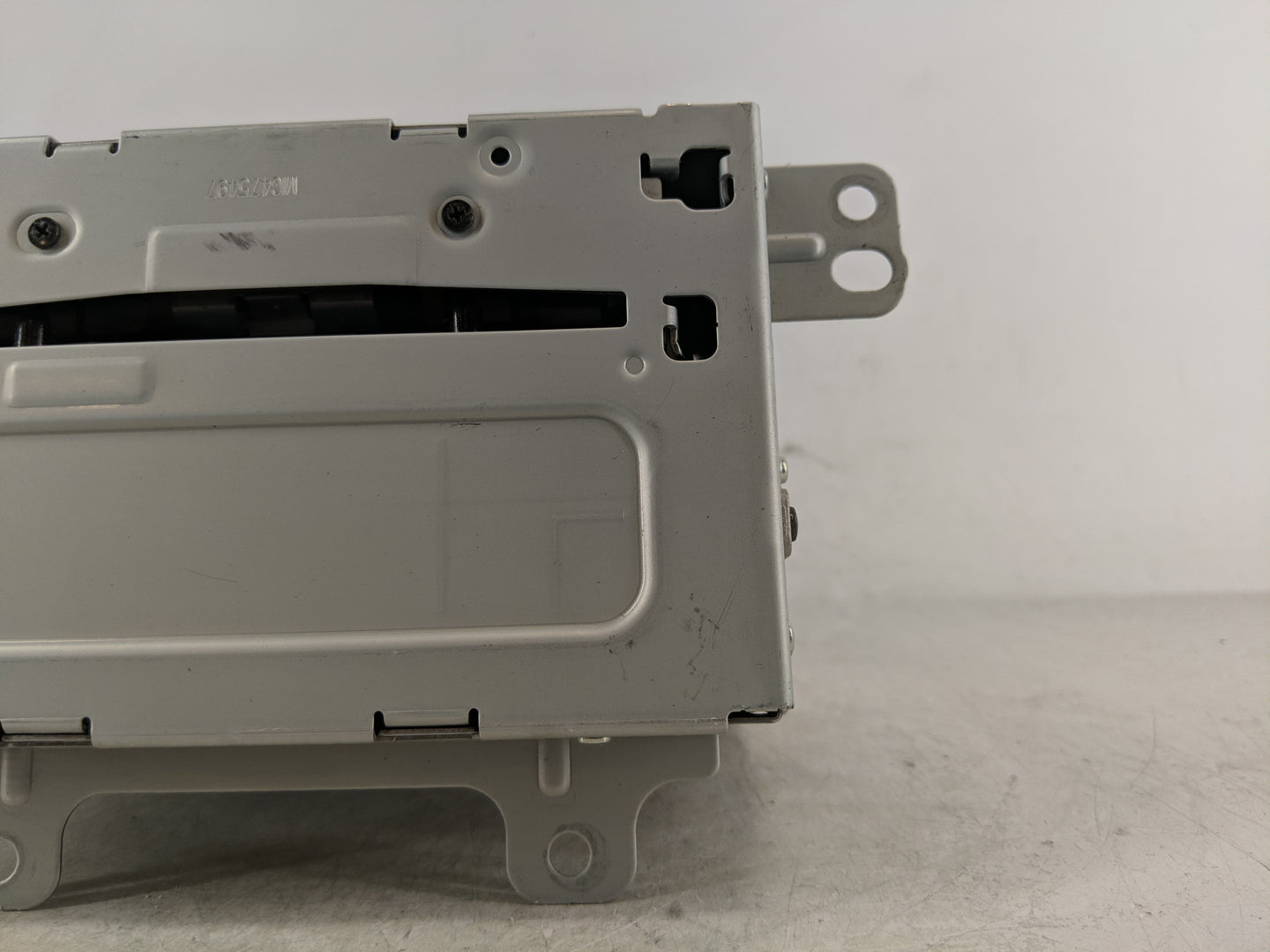 2011-2012 Chevrolet Cruze Radio AM FM Cd Player Receiver Replacement P/N:22870782 Fits Fits 2010 2011 2012 OEM Used Auto Par