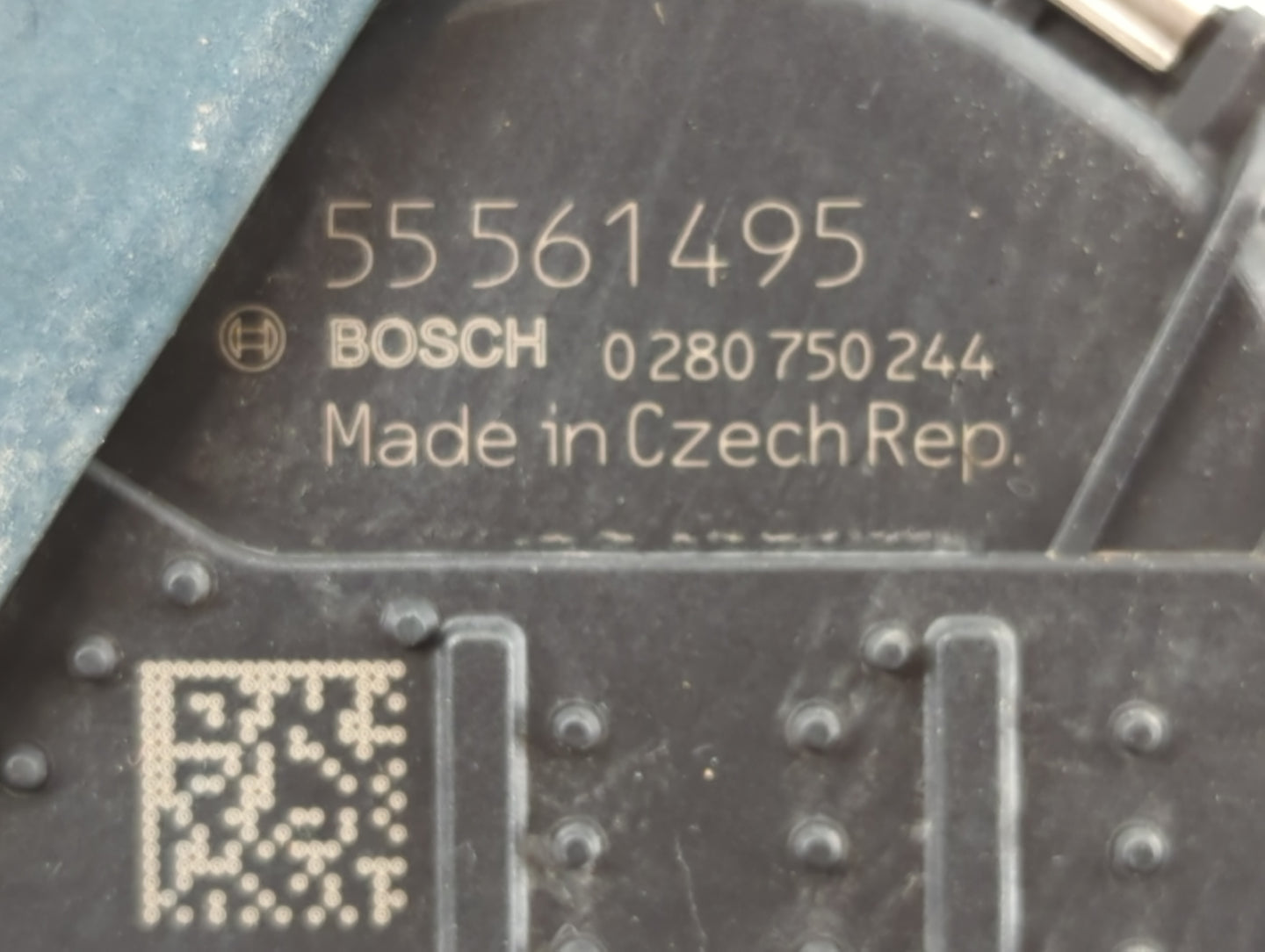 2011-2016 Chevrolet Cruze Throttle Body P/N:55561495 Fits Fits 2009 2010 2011 2012 2013 2014 2015 2016 2017 2018 OEM Used Au