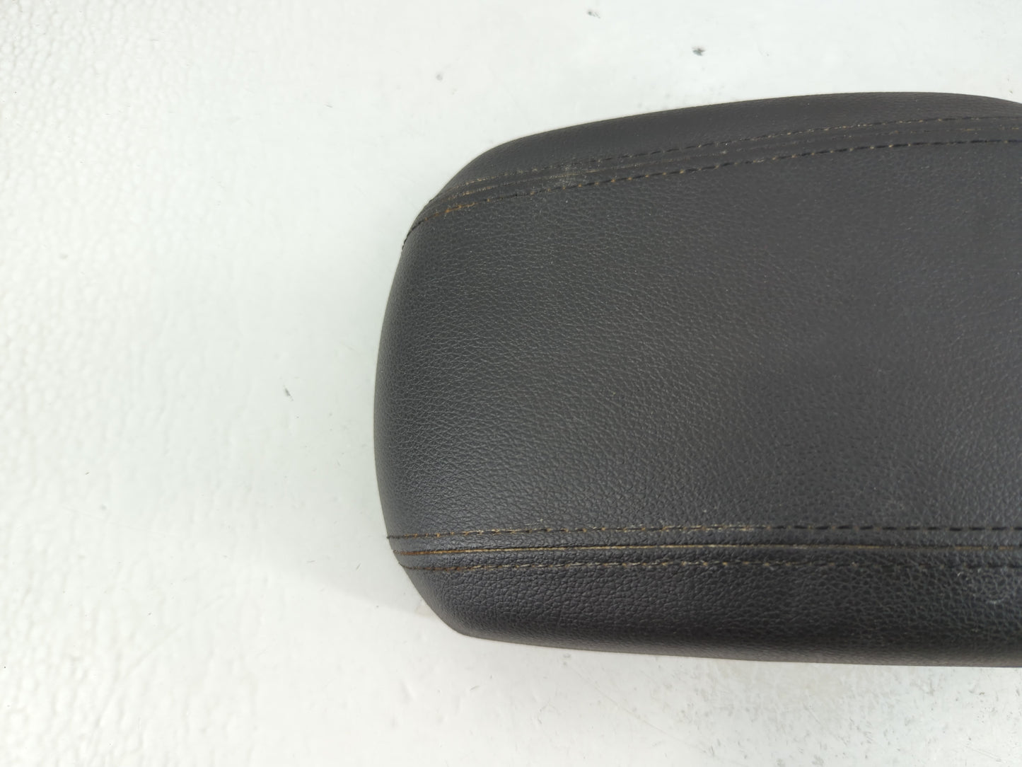 2011-2012 Chevrolet Cruze Center Console Armrest Cover Lid Fits Fits 2011 2012 OEM Used Auto Parts - Oemusedautoparts1.com