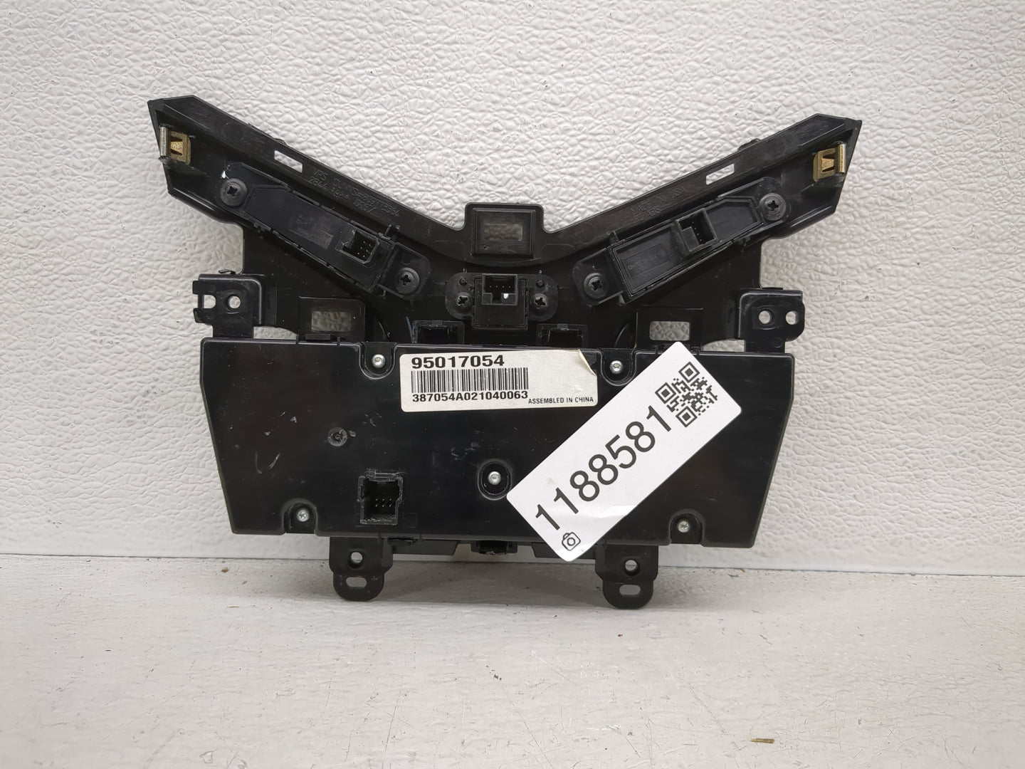2011-2012 Chevrolet Cruze Climate Control Module Temperature AC/Heater Replacement P/N:95017054 Fits Fits 2011 2012 OEM Used
