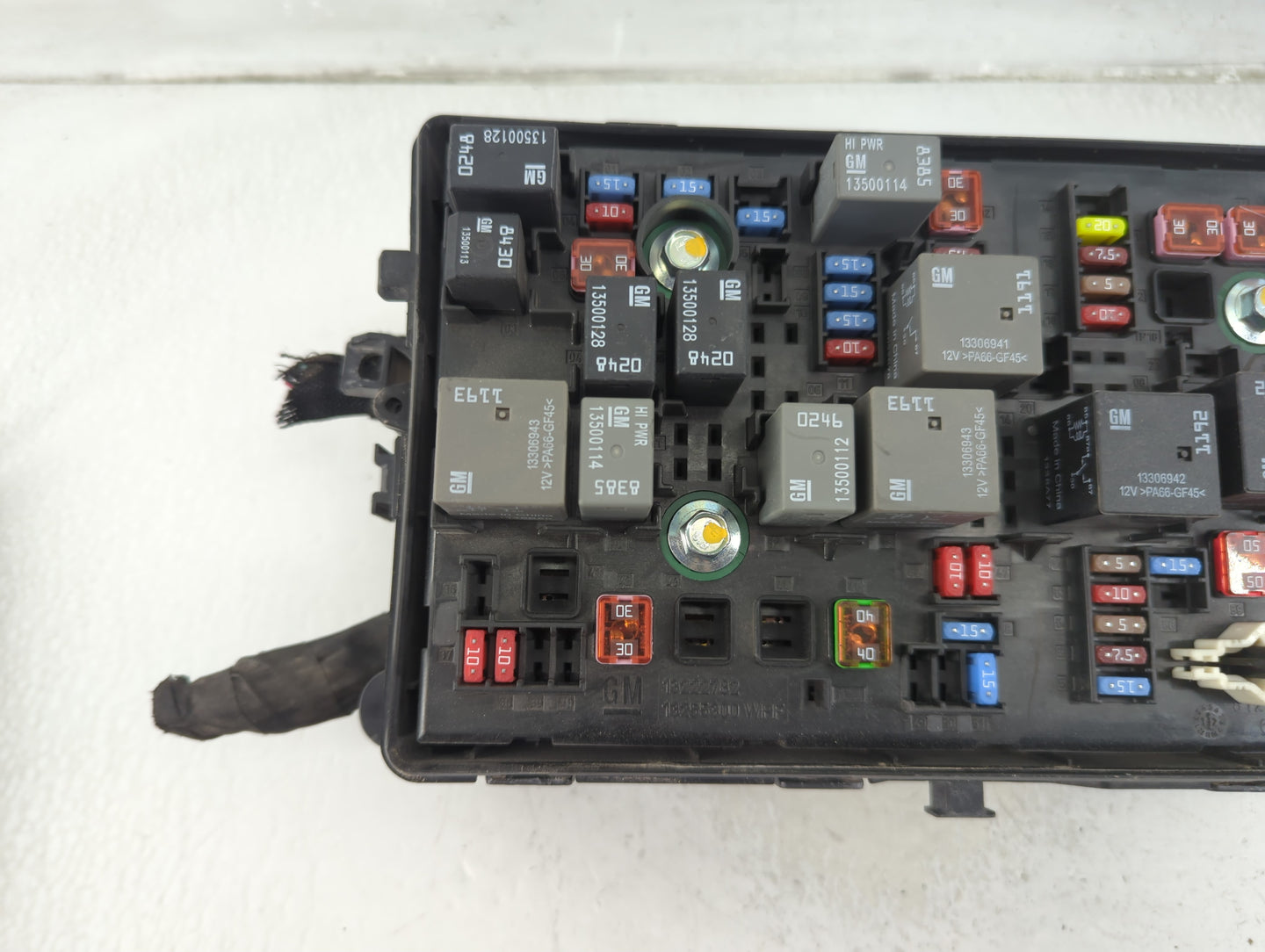 2012-2014 Chevrolet Cruze Fusebox Fuse Box Panel Relay Module P/N:812461952 Fits Fits 2012 2013 2014 OEM Used Auto Parts - O