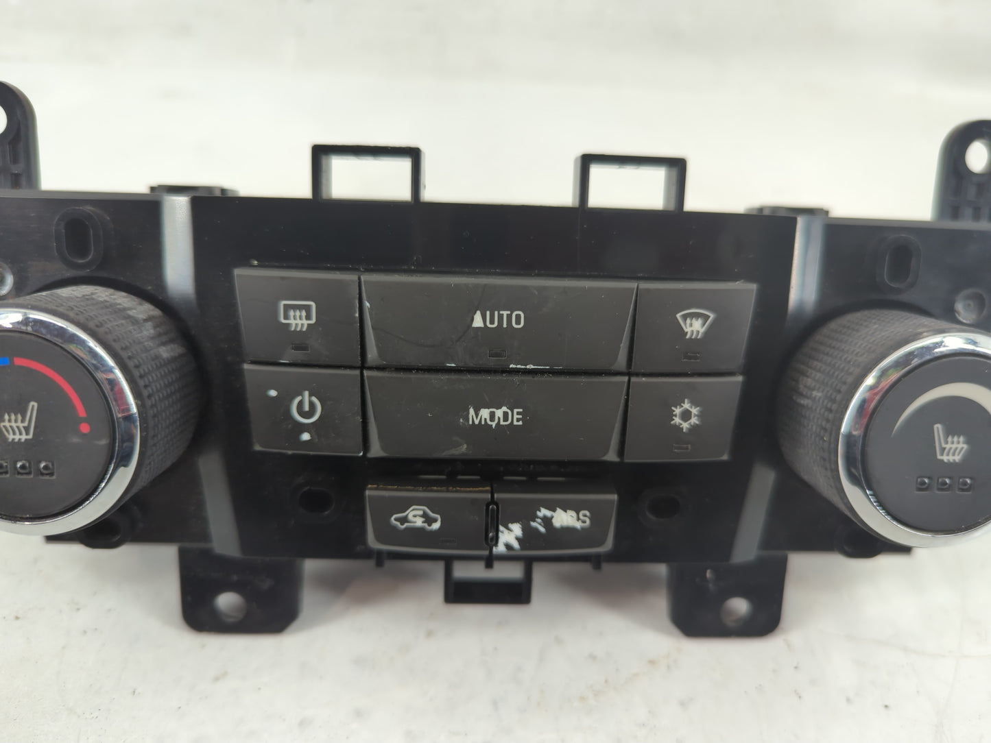 2011-2012 Chevrolet Cruze Climate Control Module Temperature AC/Heater Replacement P/N:95017058 Fits Fits 2011 2012 OEM Used