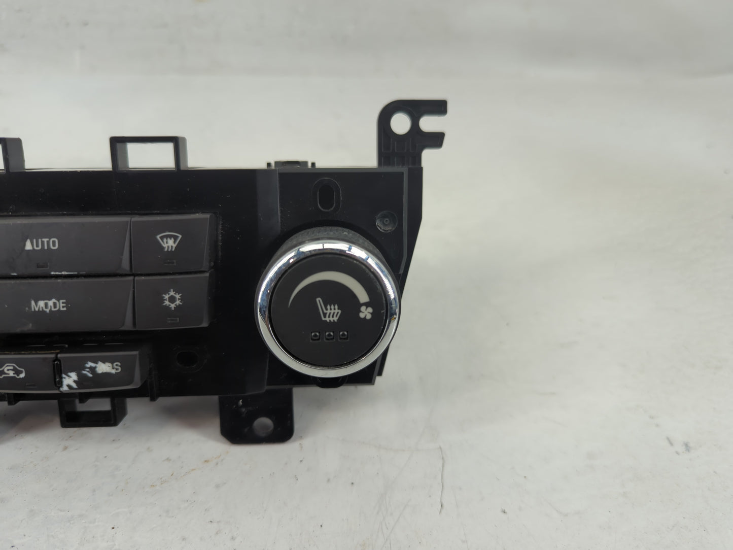 2011-2012 Chevrolet Cruze Climate Control Module Temperature AC/Heater Replacement P/N:95017058 Fits Fits 2011 2012 OEM Used