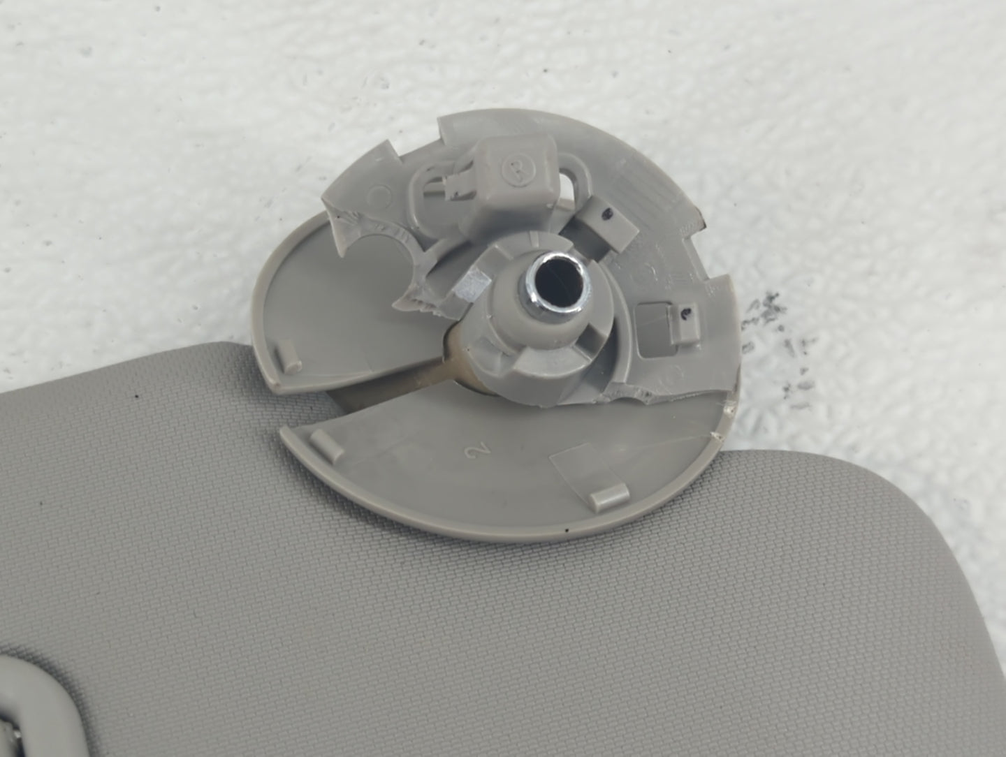 2011-2016 Chevrolet Cruze Sun Visor Shade Replacement Passenger Right Mirror Fits Fits 2011 2012 2013 2014 2015 2016 OEM Use