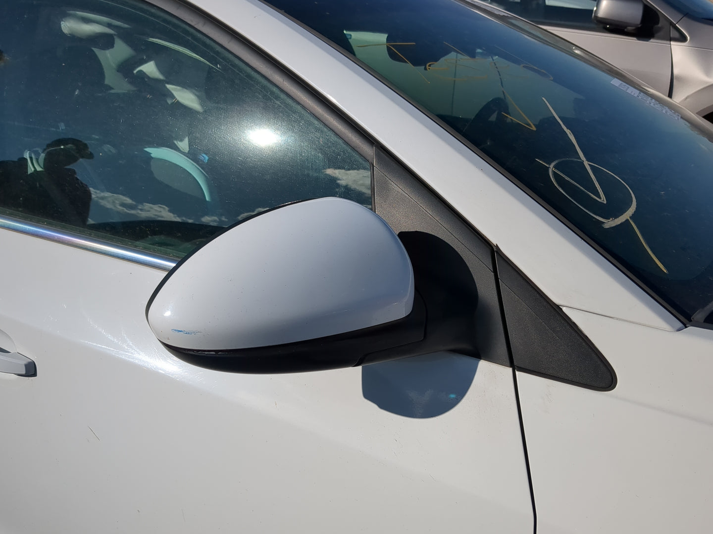 2011-2016 Chevrolet Cruze Passenger Side View Mirror - Right Door Mirror OEM Used - Oemusedautoparts1.com