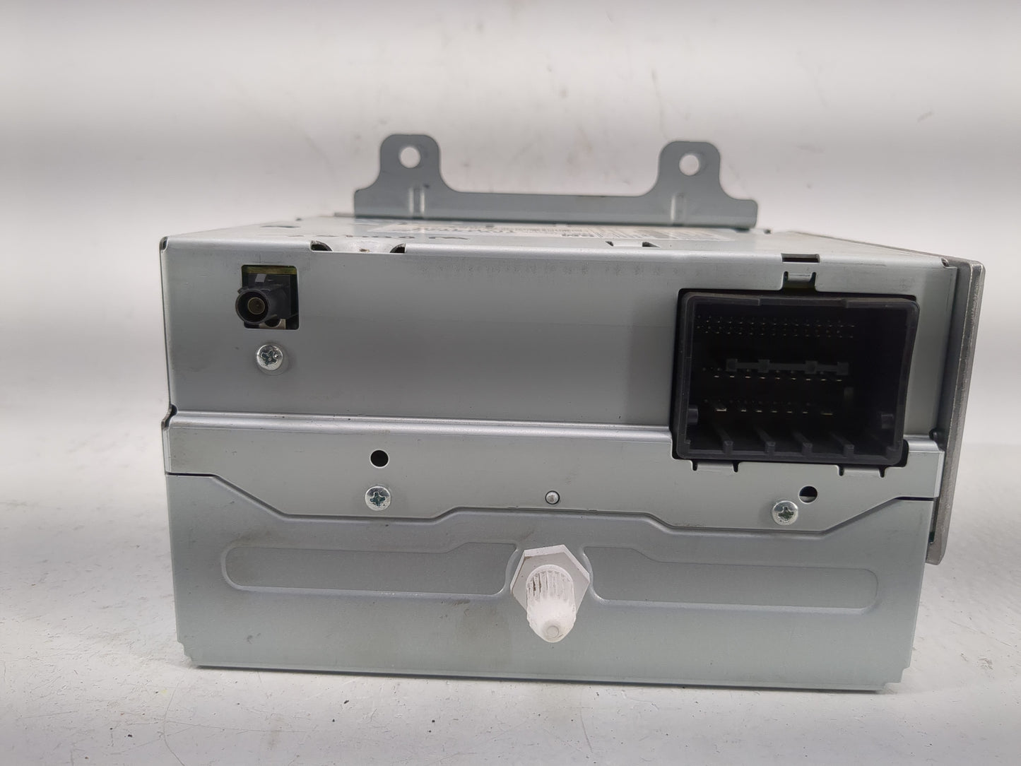 2012 Chevrolet Cruze Radio AM FM Cd Player Receiver Replacement P/N:22815635 Fits OEM Used Auto Parts - Oemusedautoparts1.co