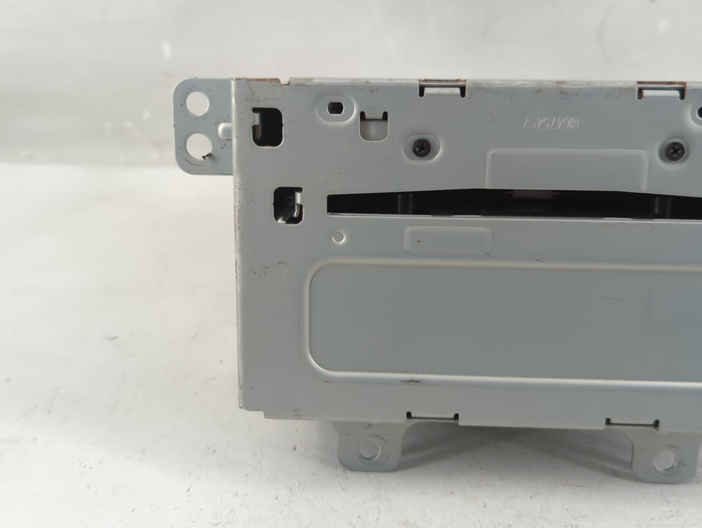 2011-2012 Chevrolet Cruze Radio AM FM Cd Player Receiver Replacement P/N:22870782 Fits Fits 2010 2011 2012 OEM Used Auto Par
