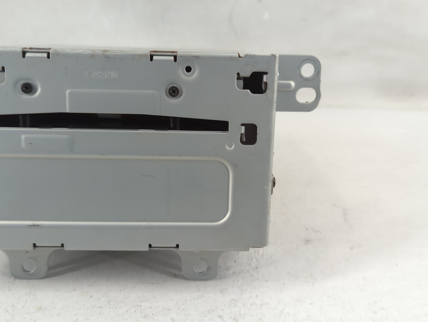 2011-2012 Chevrolet Cruze Radio AM FM Cd Player Receiver Replacement P/N:22870782 Fits Fits 2010 2011 2012 OEM Used Auto Par