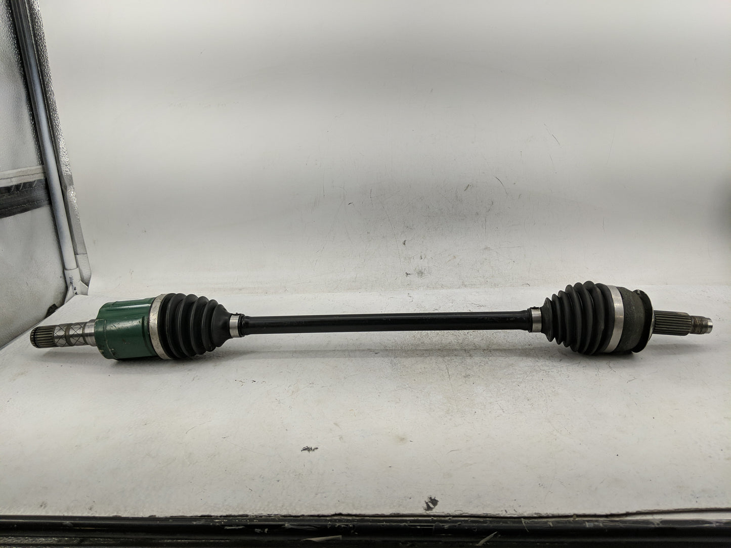 2011-2016 Chevrolet Cruze Axle Shaft Front Driver Cv C/v - Oemusedautoparts1.com