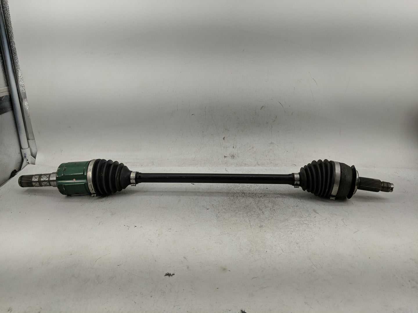 2011-2016 Chevrolet Cruze Axle Shaft Front Driver Cv C/v - Oemusedautoparts1.com