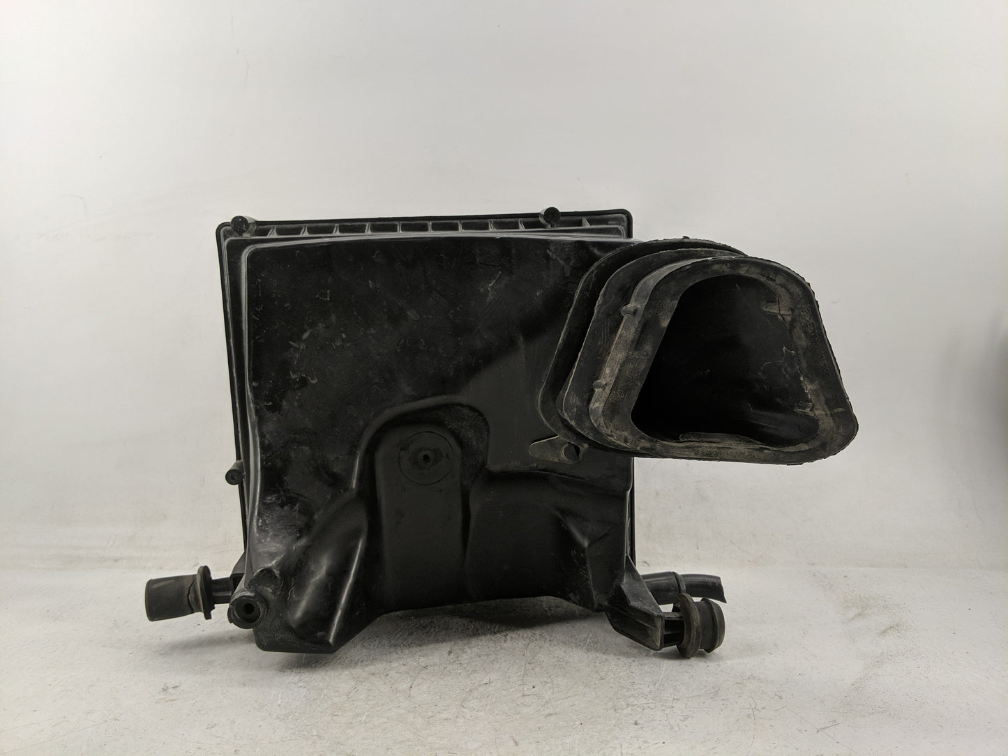 2011-2012 Chevrolet Cruze Air Cleaner Intake-duct Hose Tube - Oemusedautoparts1.com