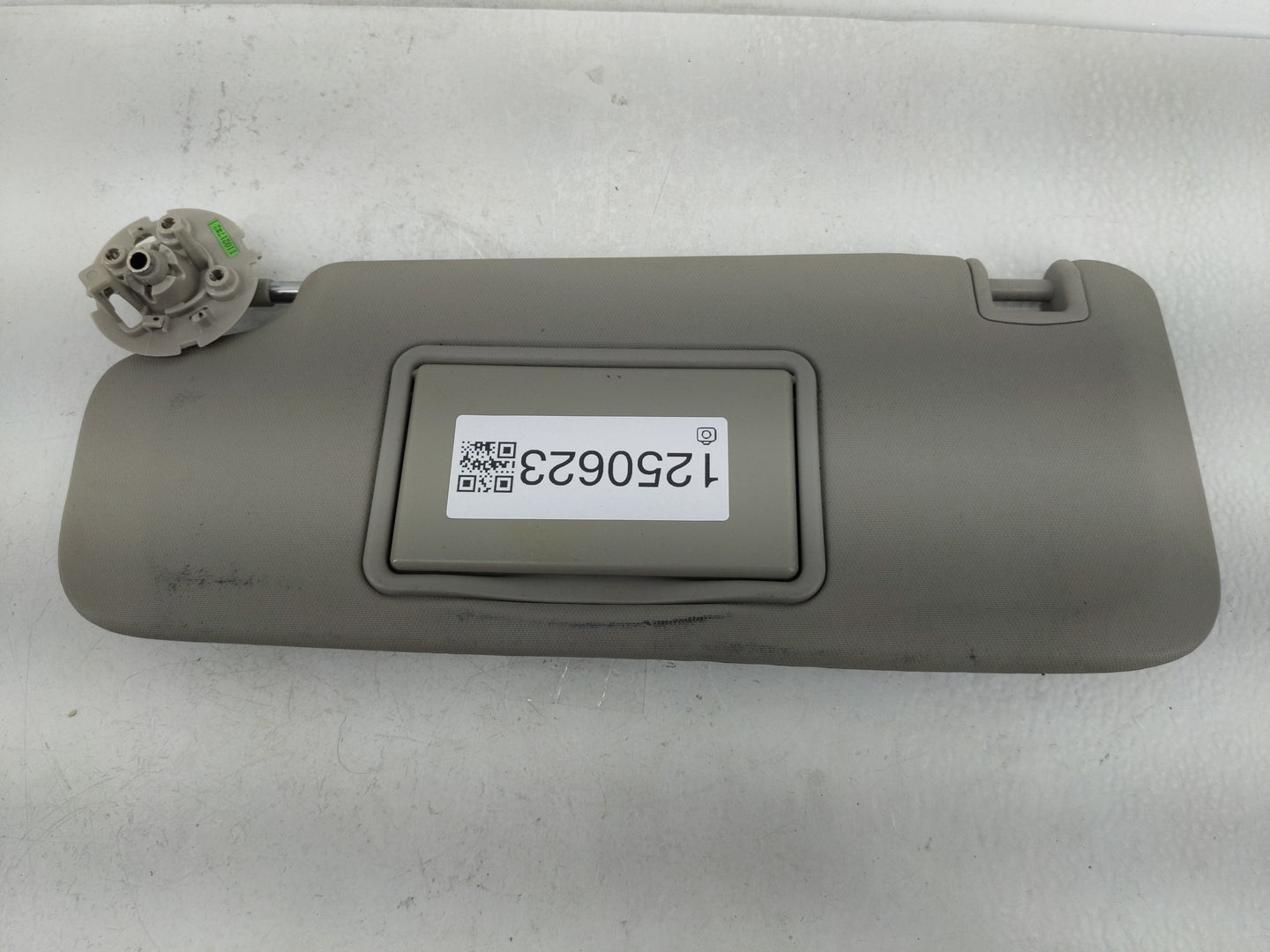 2011-2016 Chevrolet Cruze Sun Visor Shade Replacement Passenger Right Mirror Fits Fits 2011 2012 2013 2014 2015 2016 OEM Use