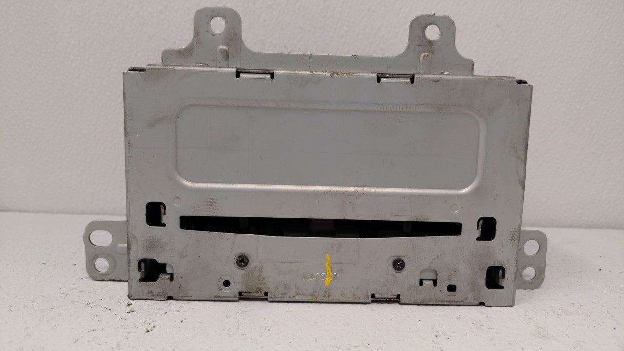 2011-2012 Chevrolet Cruze Radio AM FM Cd Player Receiver Replacement P/N:22870782 22815634 Fits Fits 2010 2011 2012 OEM Used