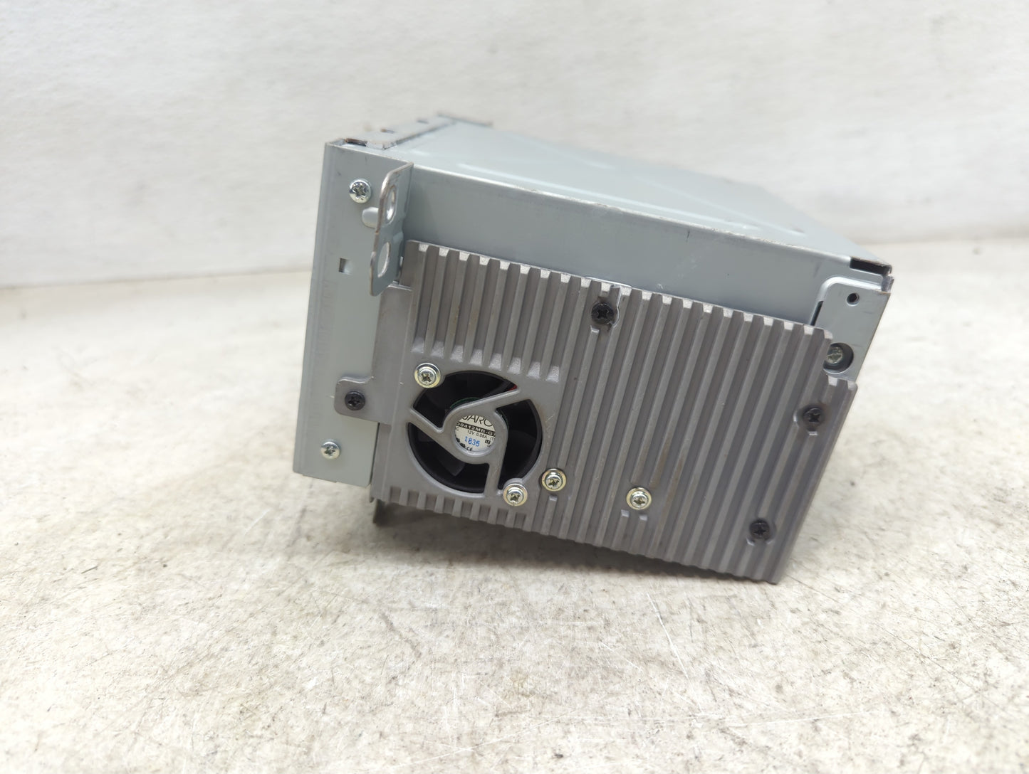 2011-2012 Chevrolet Cruze Radio AM FM Cd Player Receiver Replacement P/N:22870782 22815634 Fits Fits 2010 2011 2012 OEM Used