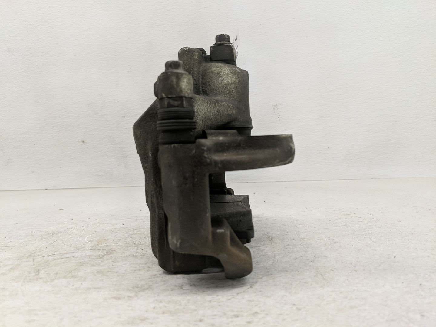 2011-2016 Chevrolet Cruze Front Passenger Right Brake Caliper 1252611 - Oemusedautoparts1.com