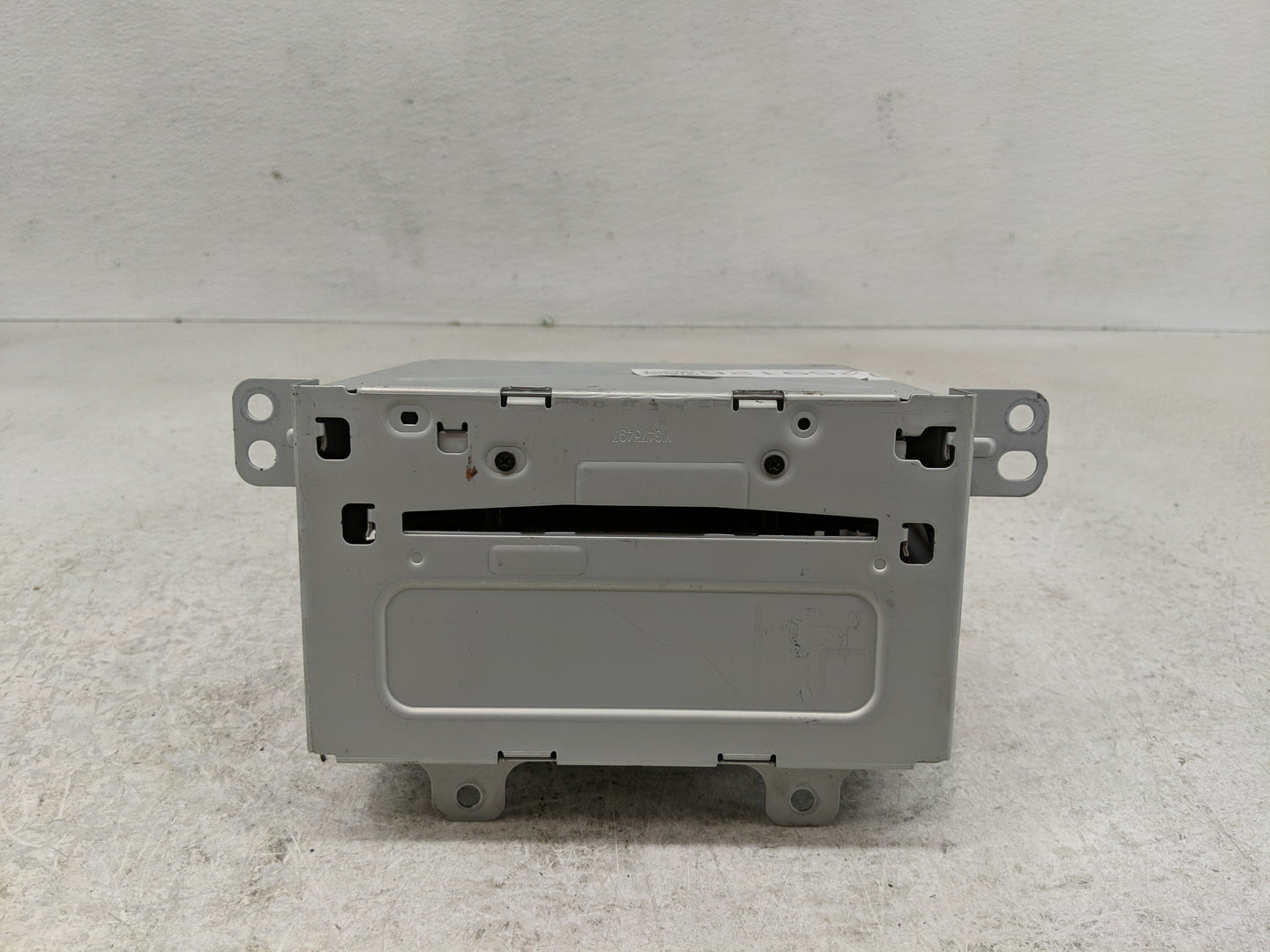 2012 Chevrolet Cruze Radio AM FM Cd Player Receiver Replacement P/N:22815634 Fits OEM Used Auto Parts - Oemusedautoparts1.co