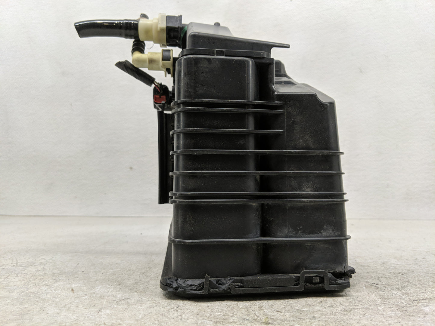 2012 Chevrolet Cruze Fuel Vapor Charcoal Canister - Oemusedautoparts1.com