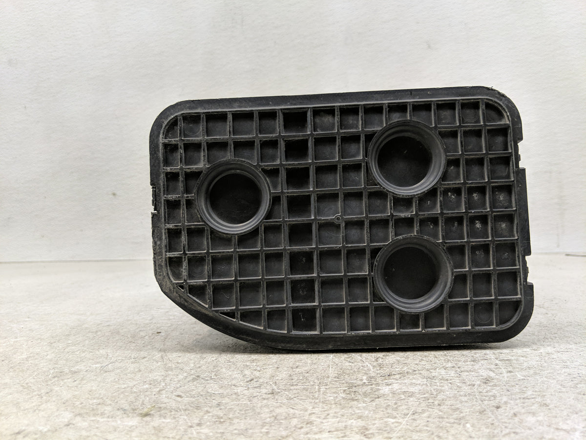 2012 Chevrolet Cruze Fuel Vapor Charcoal Canister 1261310 - Oemusedautoparts1.com