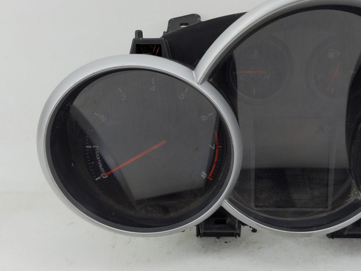 2012 Chevrolet Cruze Instrument Cluster Speedometer Gauges P/N:507986A 95487986, 811511914 Fits OEM Used Auto Parts - Oemuse