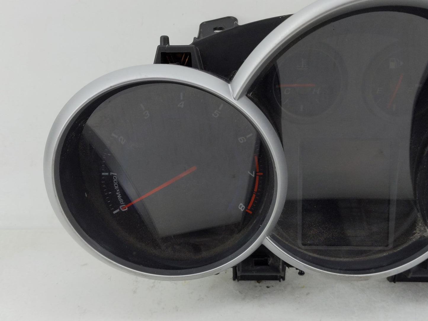 2012 Chevrolet Cruze Instrument Cluster Speedometer Gauges P/N:507986A 95487986, 811511914 Fits OEM Used Auto Parts - Oemuse