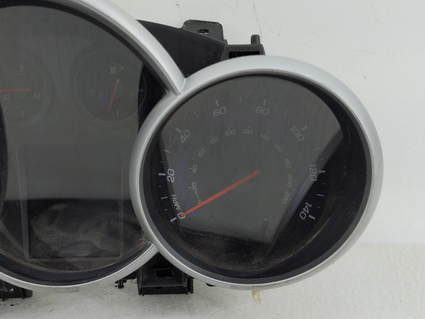 2012 Chevrolet Cruze Instrument Cluster Speedometer Gauges P/N:507986A 95487986, 811511914 Fits OEM Used Auto Parts - Oemuse