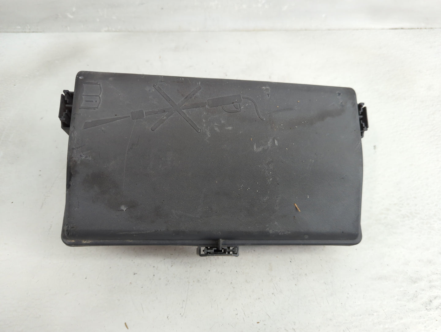 2011-2014 Chevrolet Cruze Fusebox Fuse Box Panel Relay Module Fits Fits 2011 2012 2013 2014 OEM Used Auto Parts - Oemusedaut