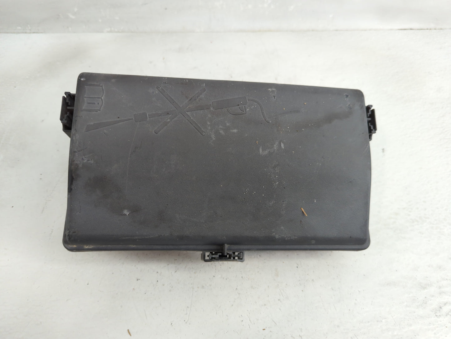 2011-2014 Chevrolet Cruze Fusebox Fuse Box Panel Relay Module Fits Fits 2011 2012 2013 2014 OEM Used Auto Parts - Oemusedaut