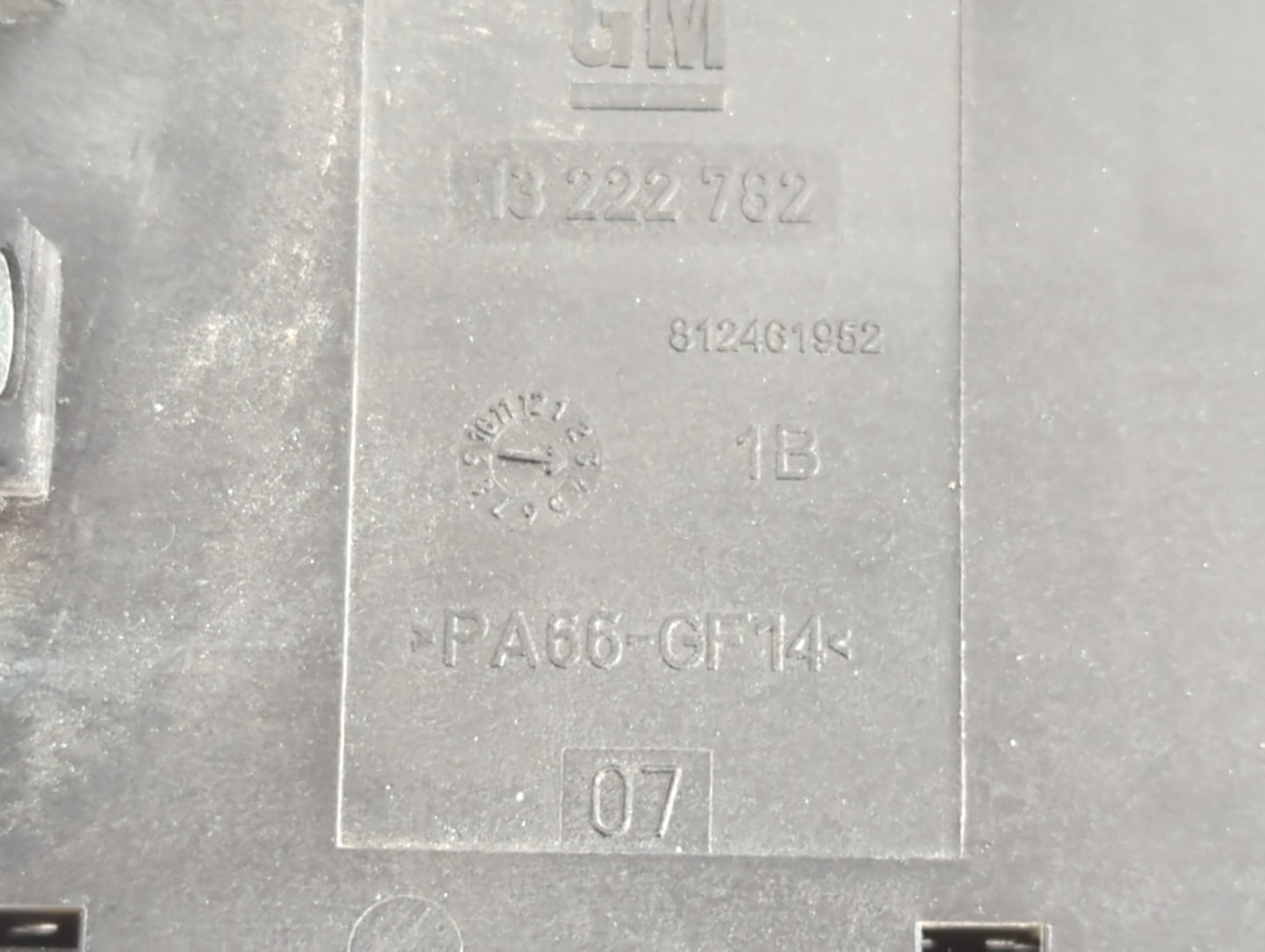 2011-2014 Chevrolet Cruze Fusebox Fuse Box Panel Relay Module Fits Fits 2011 2012 2013 2014 OEM Used Auto Parts - Oemusedaut