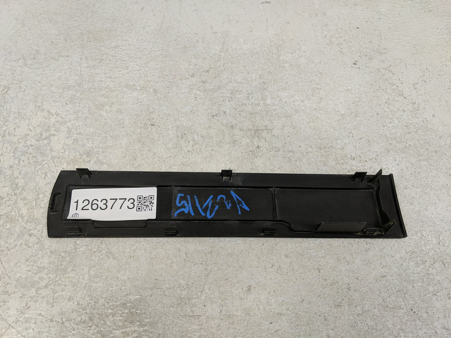 2012 Chevrolet Cruze Engine Cover - Oemusedautoparts1.com